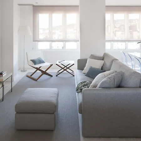 Eric Voekel Boutique Apartments - Gran Via Suites-2